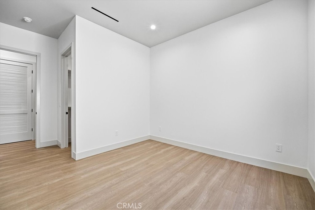 14902 Hubbard Property Photo 26