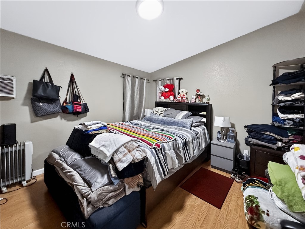 10965 Glenoaks 39 Property Photo 16