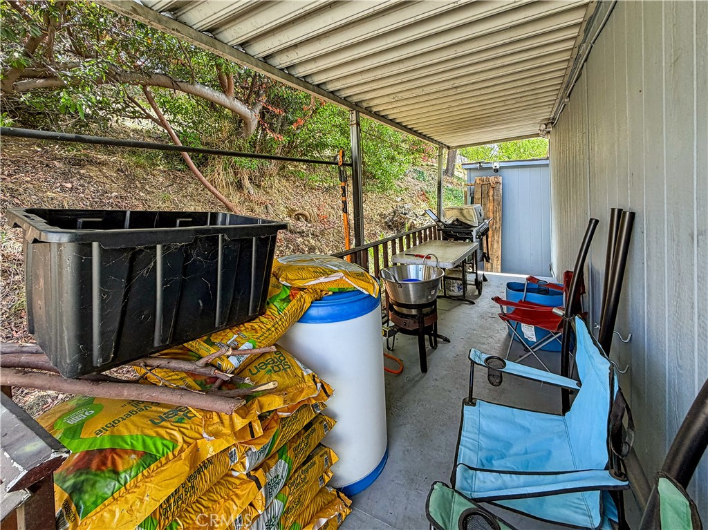 10965 Glenoaks 39 Property Photo 24
