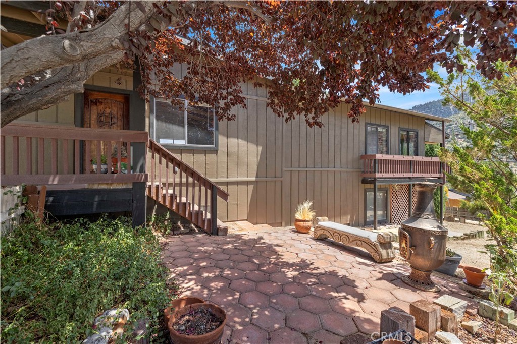 4537 Mt Pinos Way Property Photo 3
