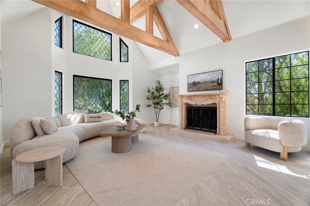16161 Sky Ranch Property Photo 4