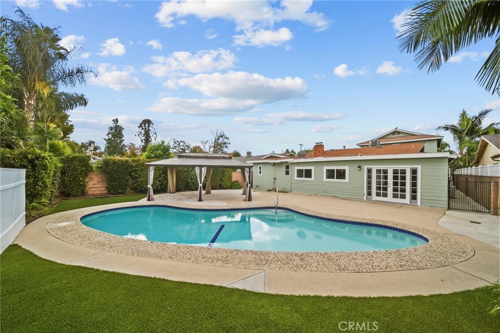 12319 Erwin Property Photo 2