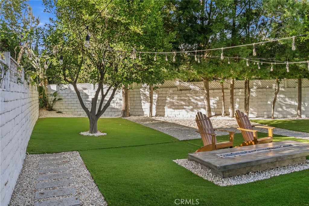 13135 Chandler Boulevard Property Photo 59