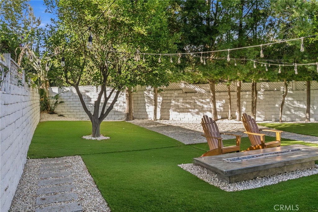 13135 Chandler Boulevard Property Photo 59