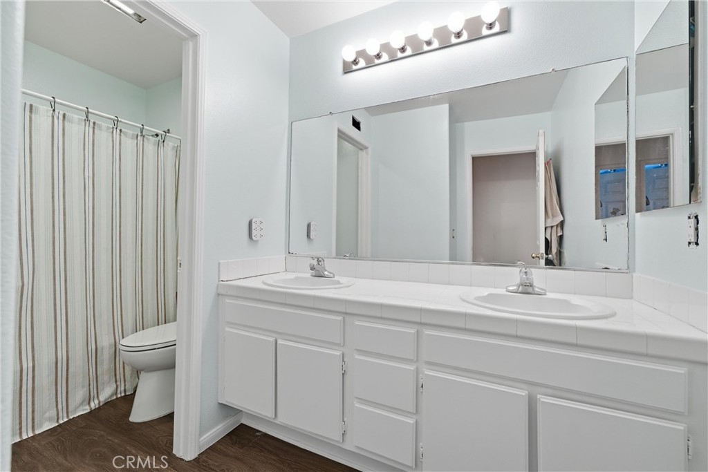42524 Cinnabar Court Property Photo 13