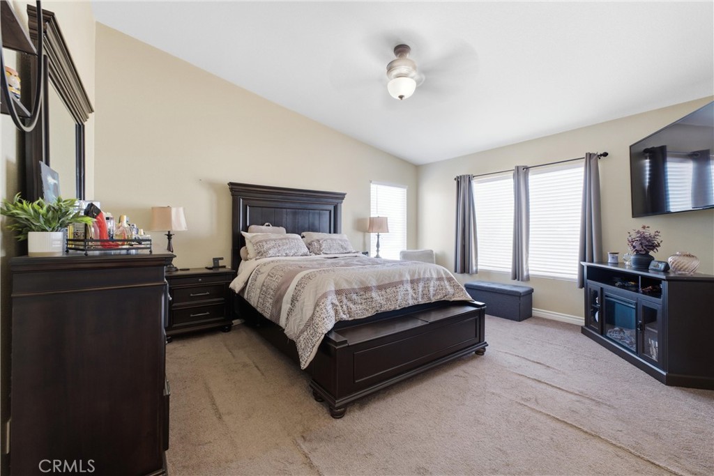 42524 Cinnabar Court Property Photo 14