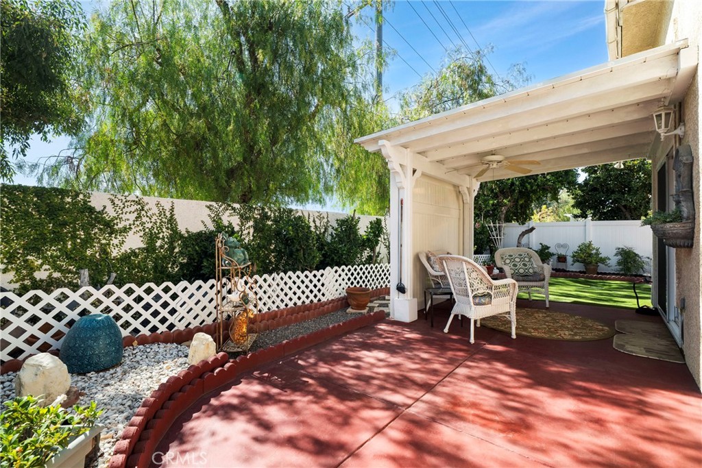 30418 Daisy Court Property Photo 4