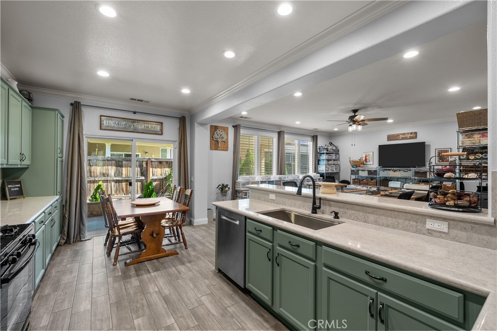3023 Erica Property Photo 16