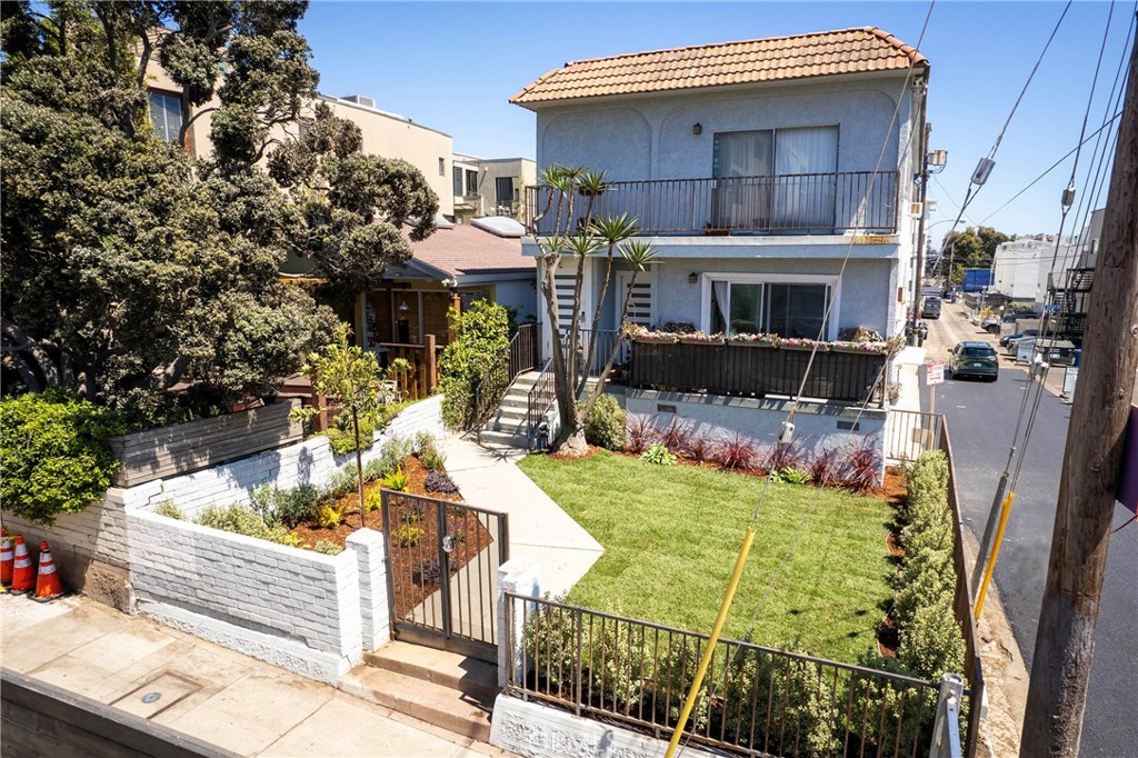 18 Sunset Property Photo 3