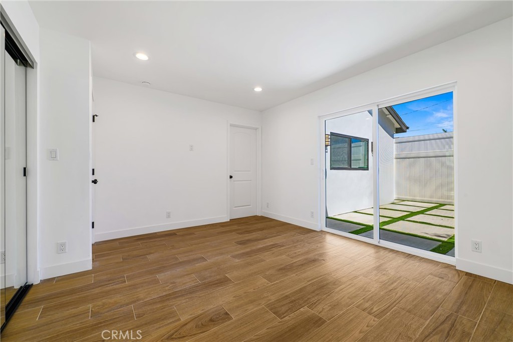 5706 Burnet Avenue Property Photo 10
