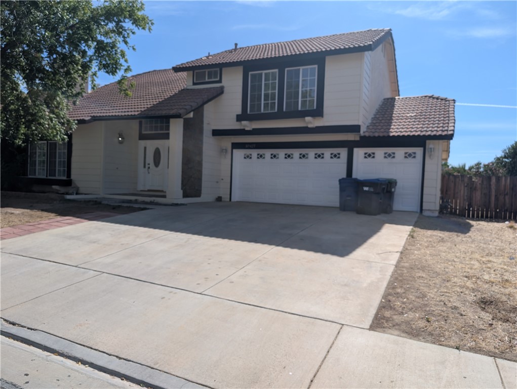 37427 Greenwich Court Property Photo 4
