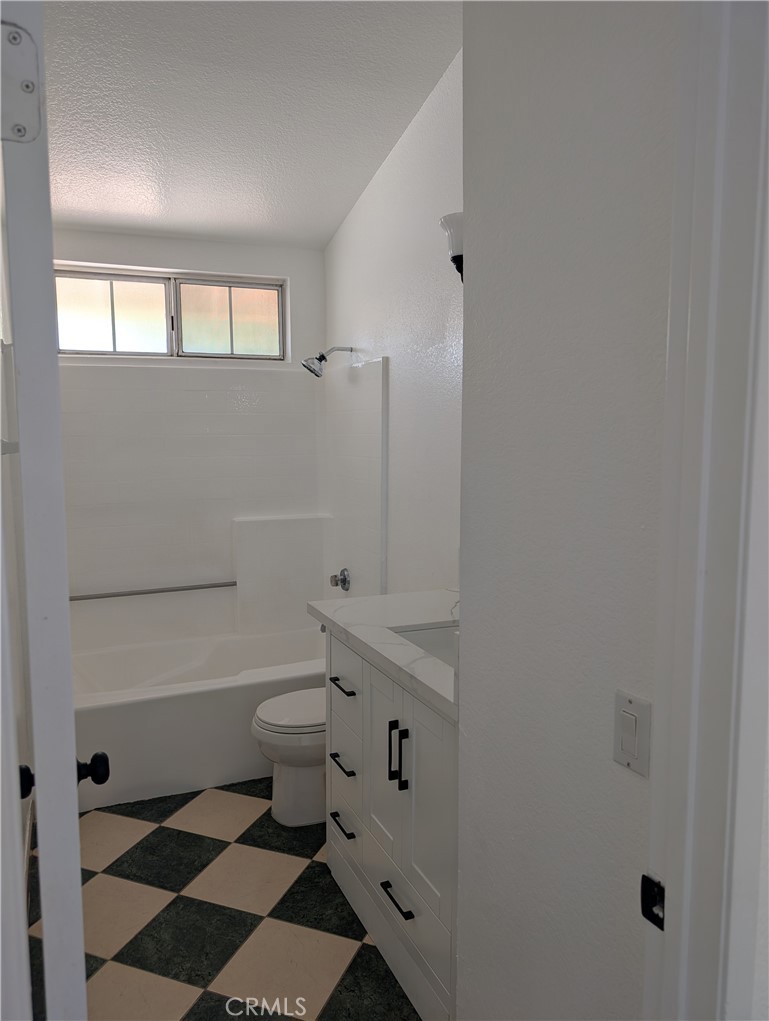 37427 Greenwich Court Property Photo 26