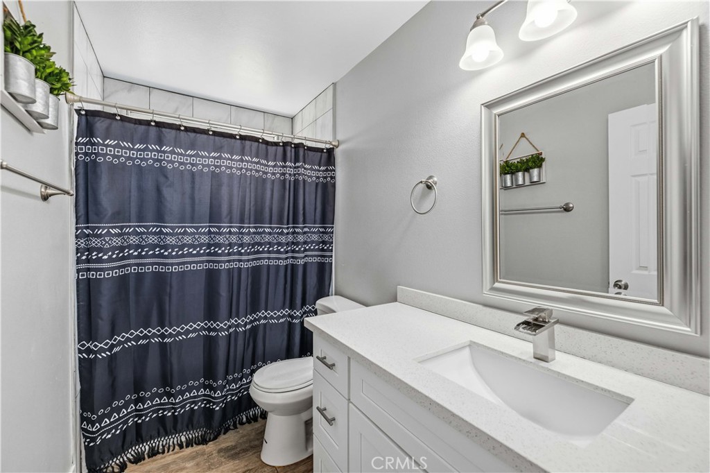 2050 Matthew Avenue Property Photo 13