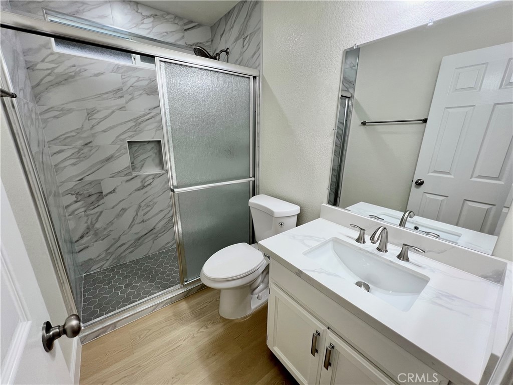 759 E Avenue J6 Property Photo 31