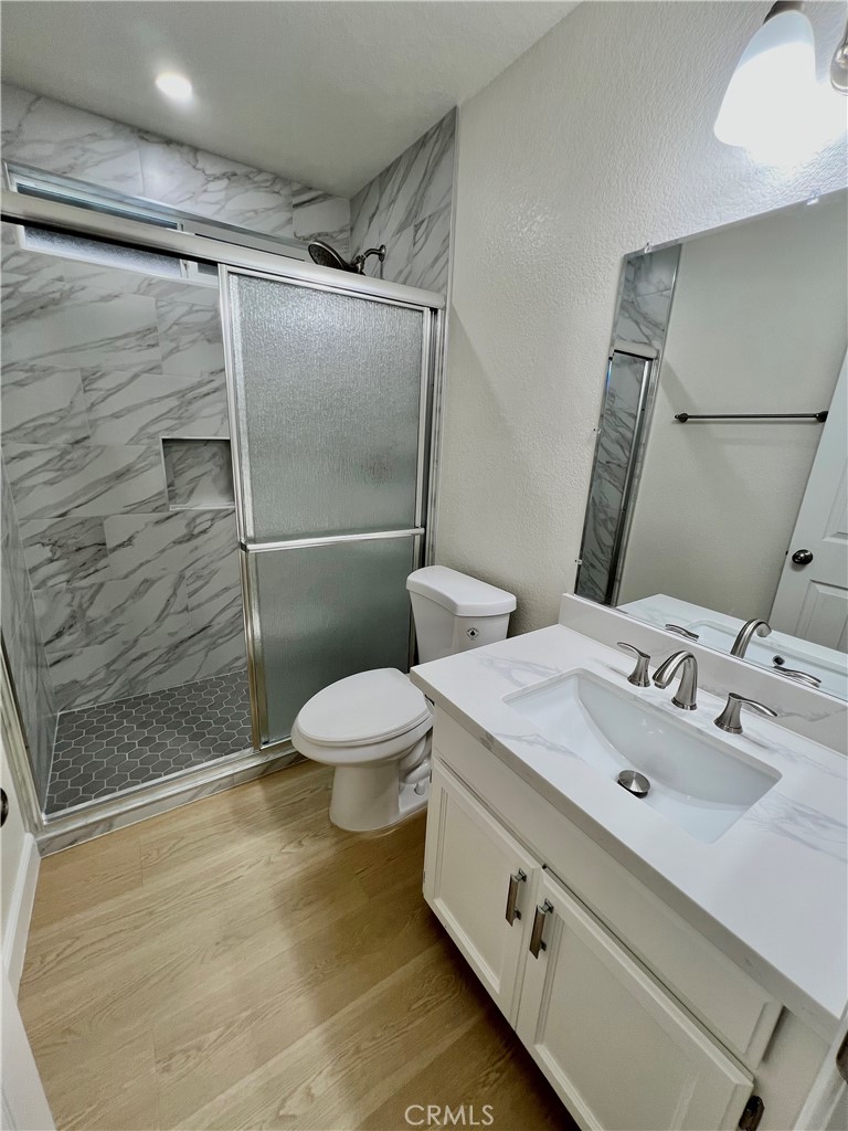 759 E Avenue J6 Property Photo 32