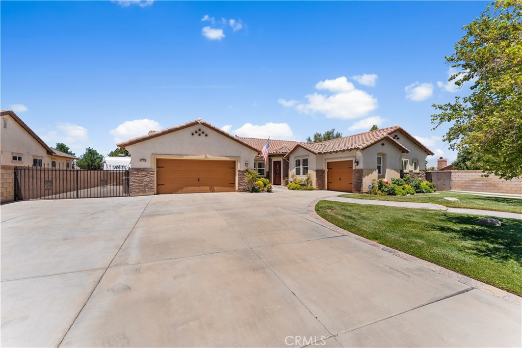 41753 Doverwood Court Property Photo 6
