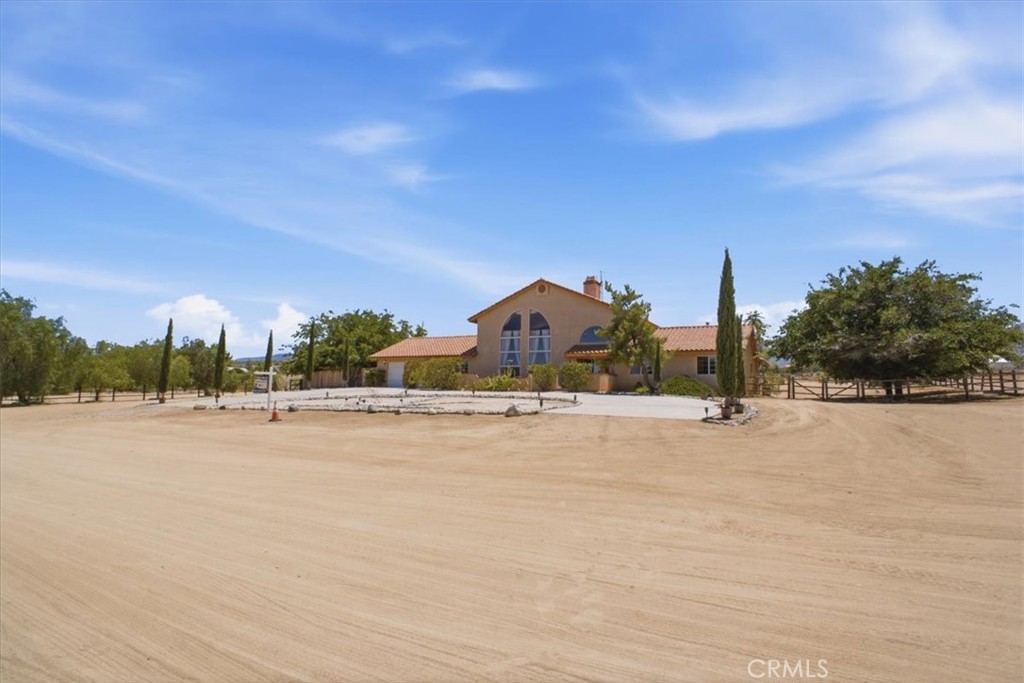 12830 E Avenue W13 Property Photo 2