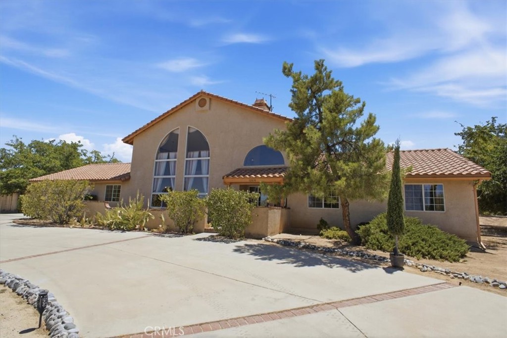 12830 E Avenue W13 Property Photo 4
