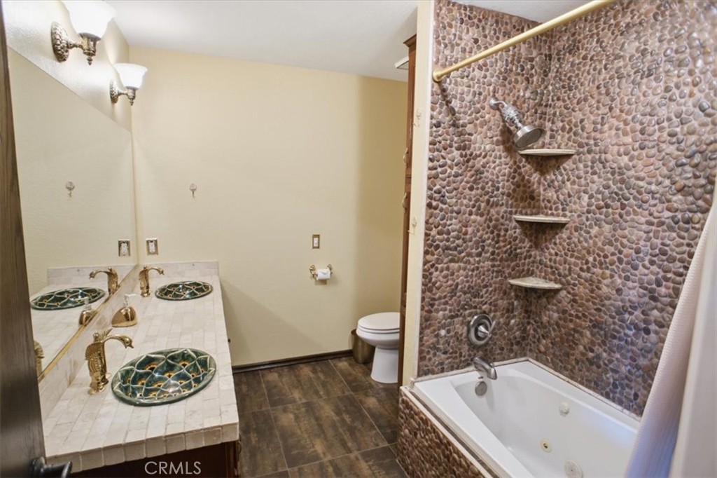 12830 E Avenue W13 Property Photo 20