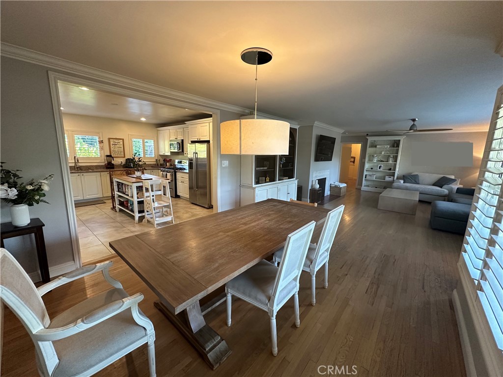 15742 Vose Property Photo 5