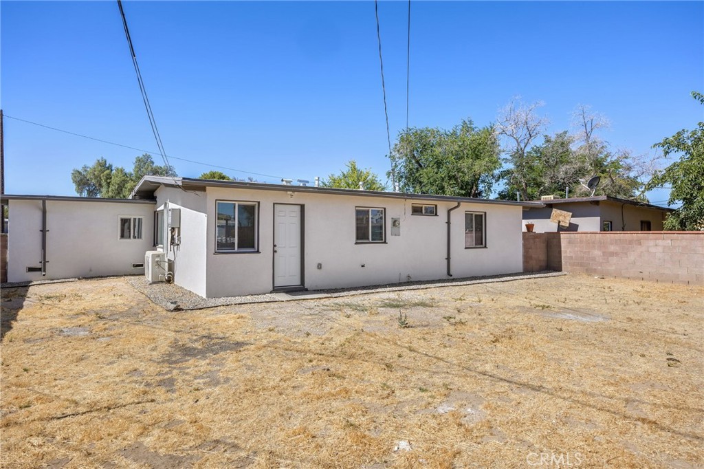 709 W Avenue H12 Property Photo 16