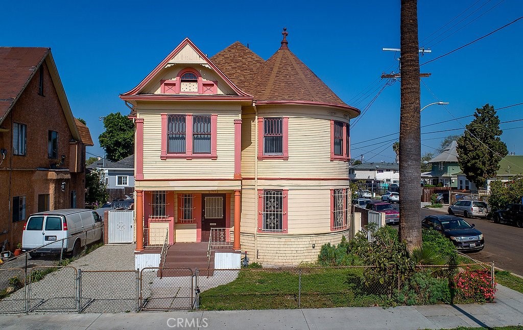 1703 Toberman Street Property Photo 2