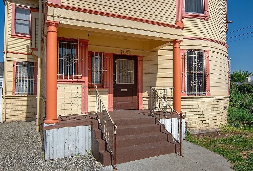 1703 Toberman Street Property Photo 4