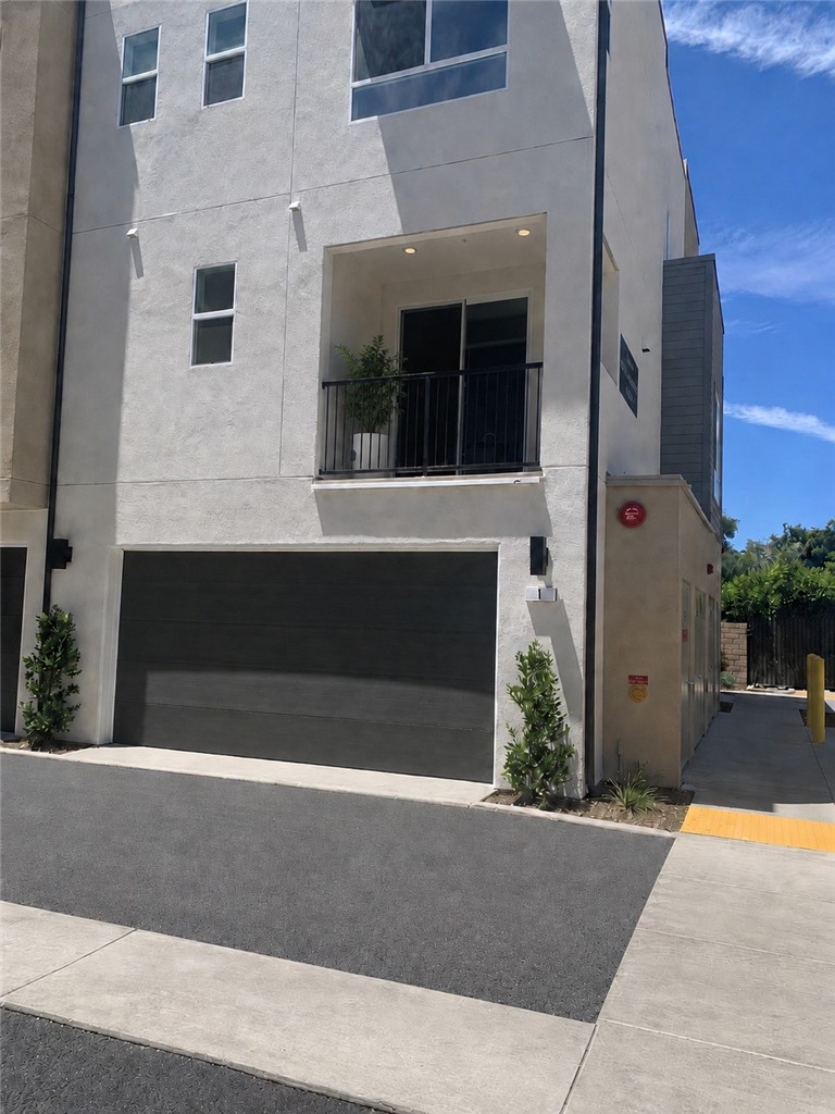 9425 1/2 N. Sepulveda Blvd. 1 Property Photo 2