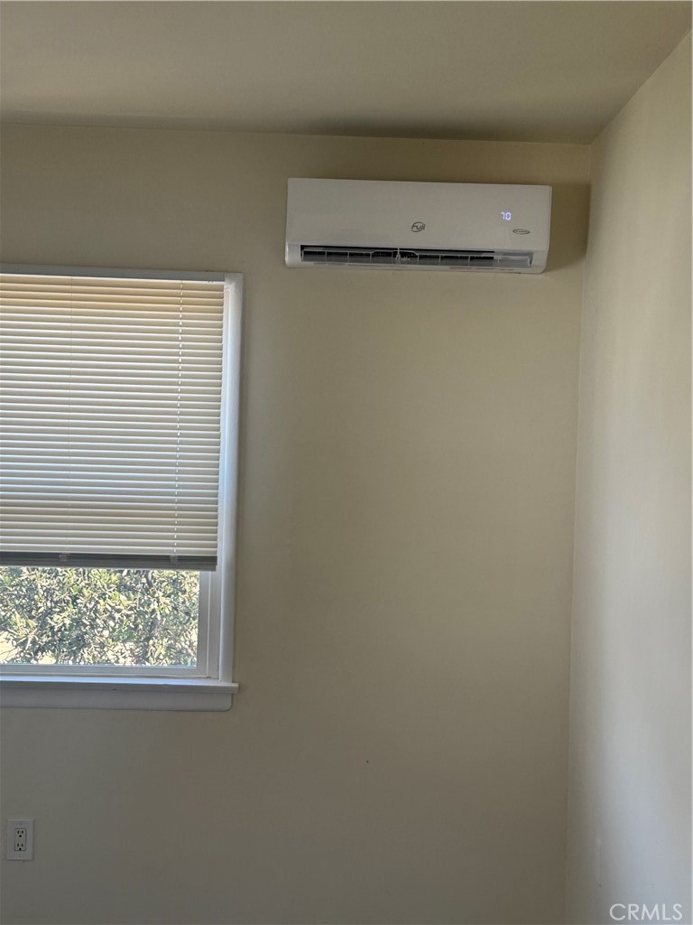 608 E Lexington Drive 608 Property Photo 3