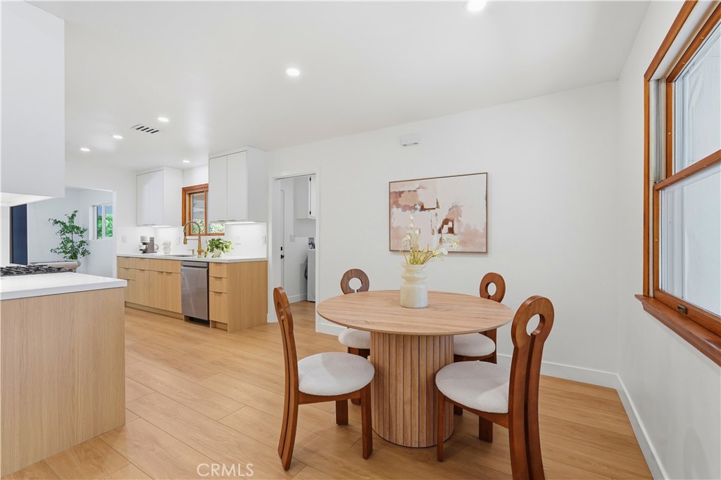 7556 Chaminade Property Photo 7