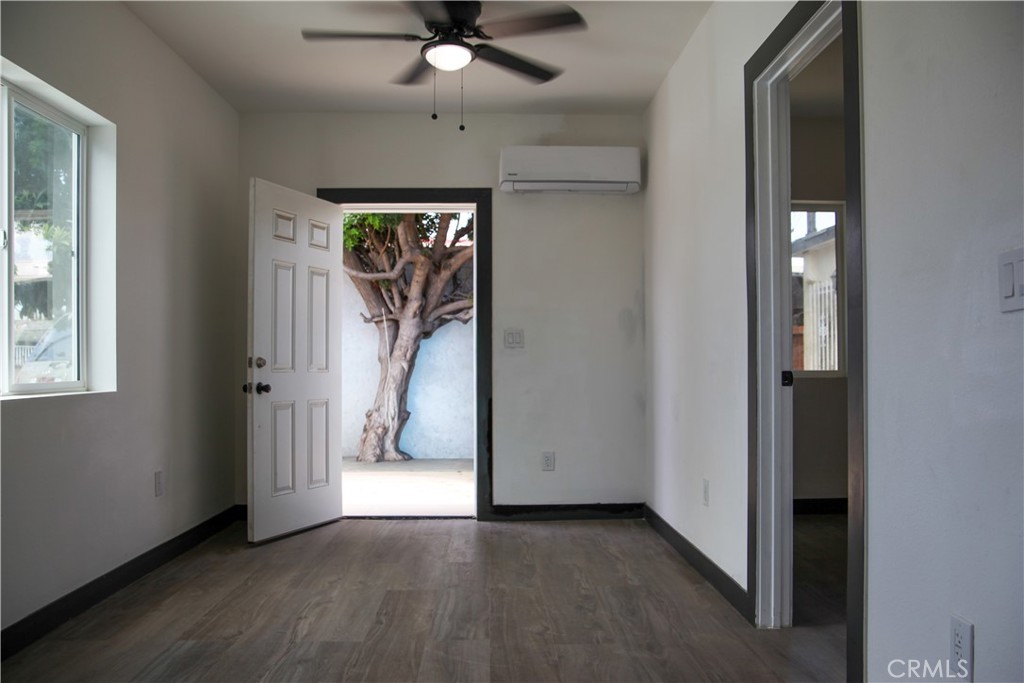 518 N Santa Fe Property Photo 3