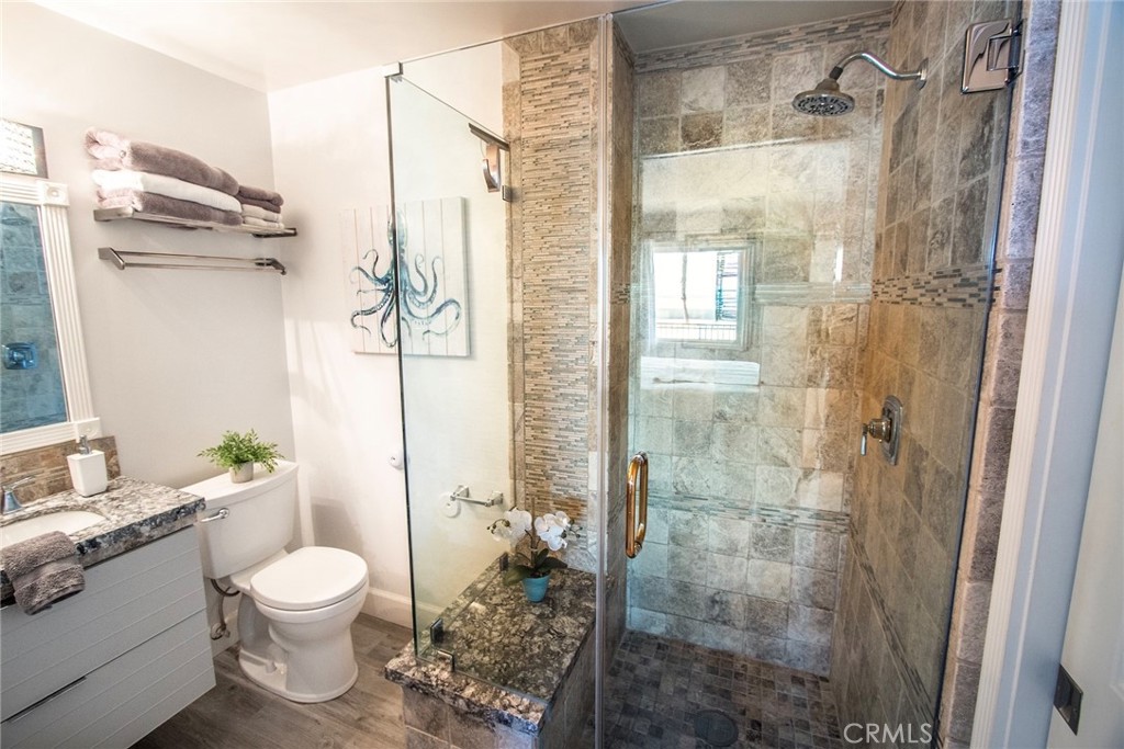 275 E Surfside Property Photo 25