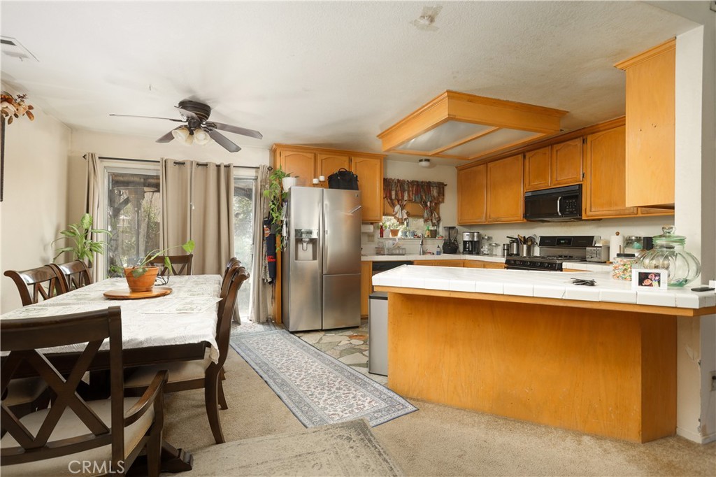 10917 Via Vista Property Photo 7