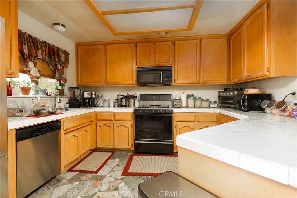 10917 Via Vista Property Photo 8