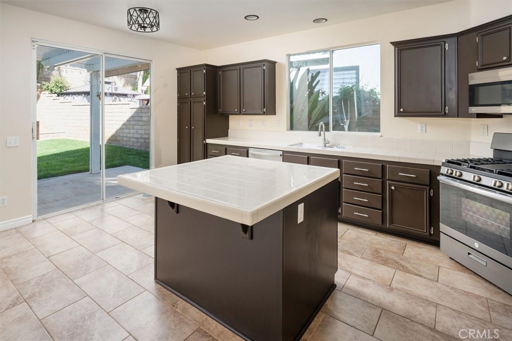 32029 Cypress Way Property Photo 3