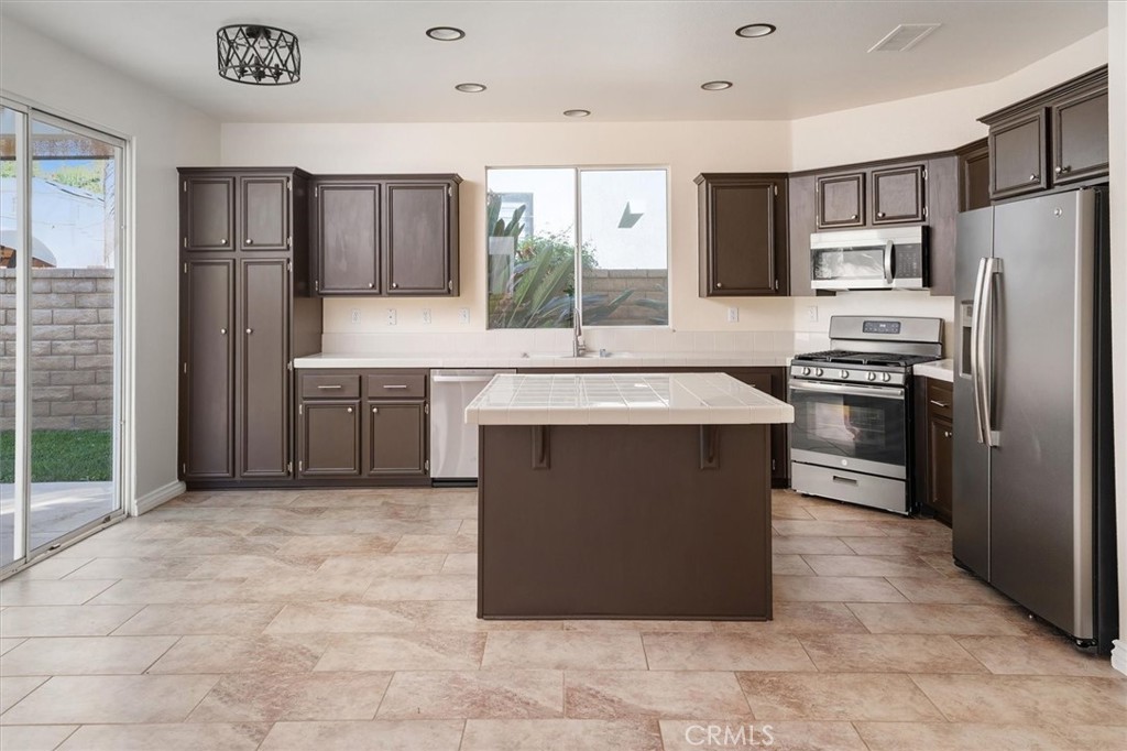 32029 Cypress Way Property Photo 5
