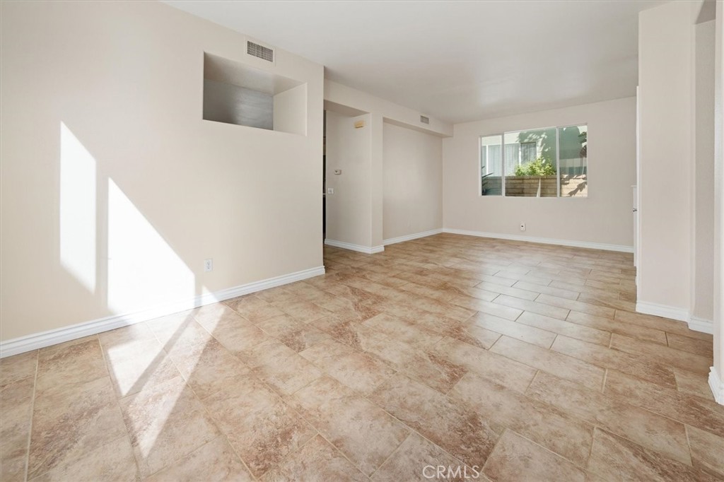 32029 Cypress Way Property Photo 15