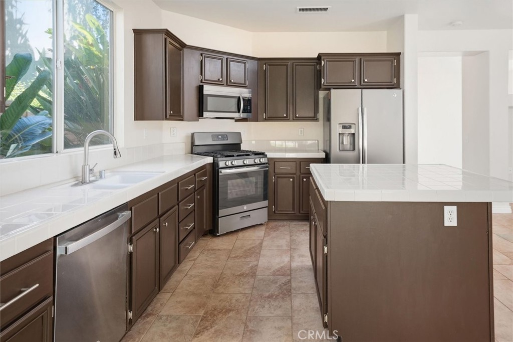 32029 Cypress Way Property Photo 23