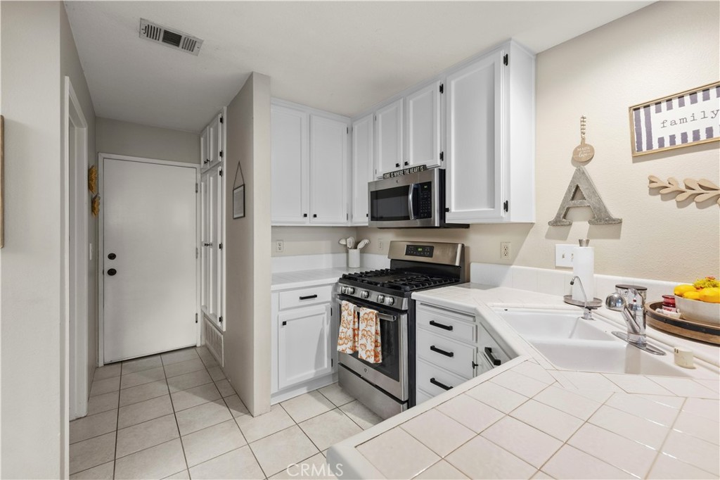 22839 Banyan 332 Property Photo 7