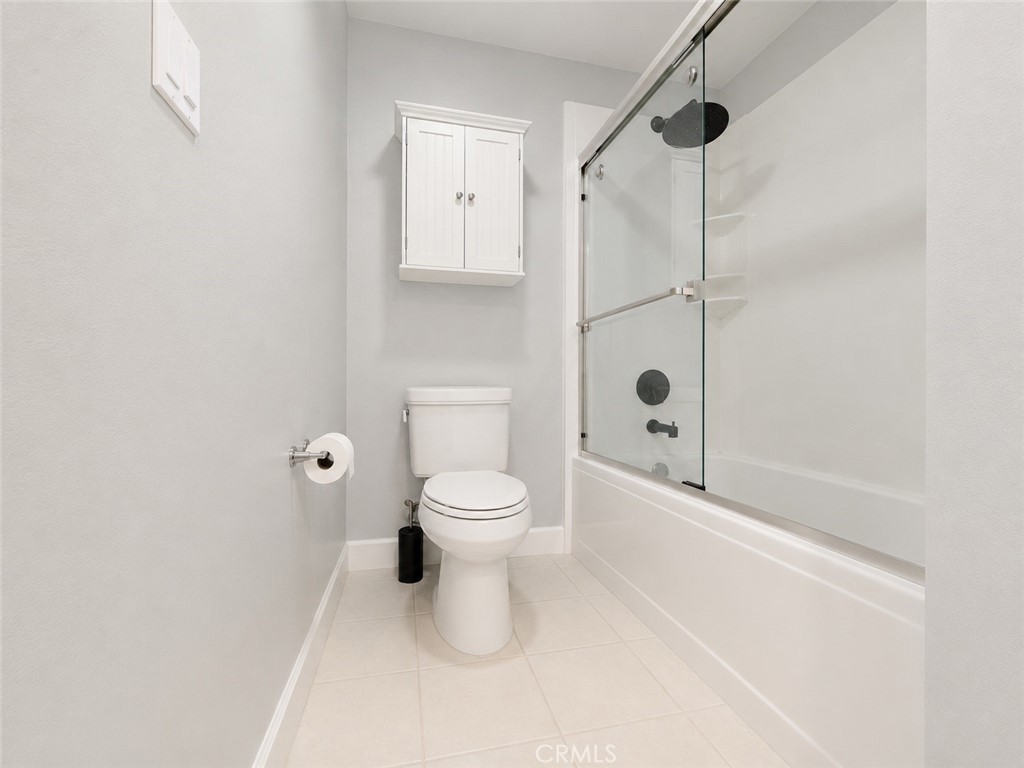 14412 Killion Street 310 Property Photo 26