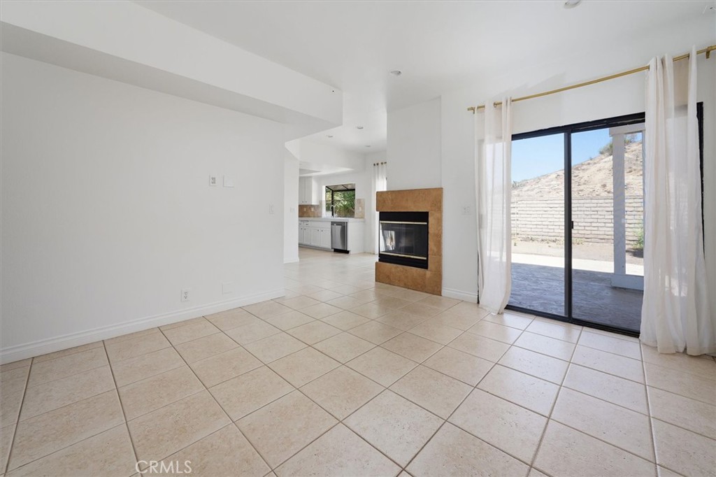 15247 Monroe Avenue Property Photo 14