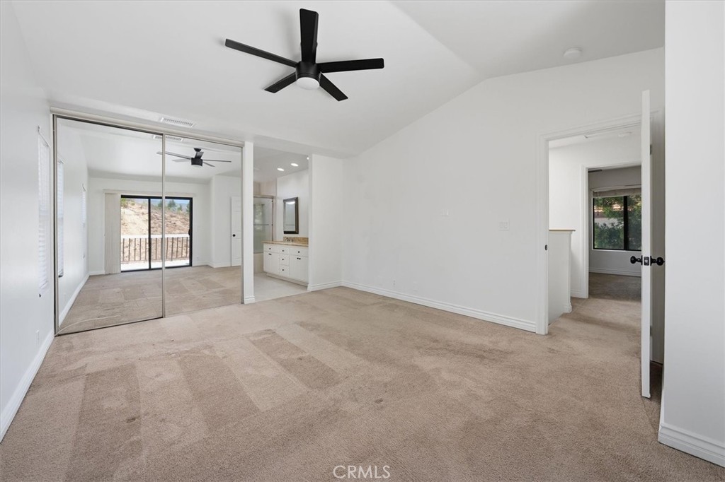 15247 Monroe Avenue Property Photo 17