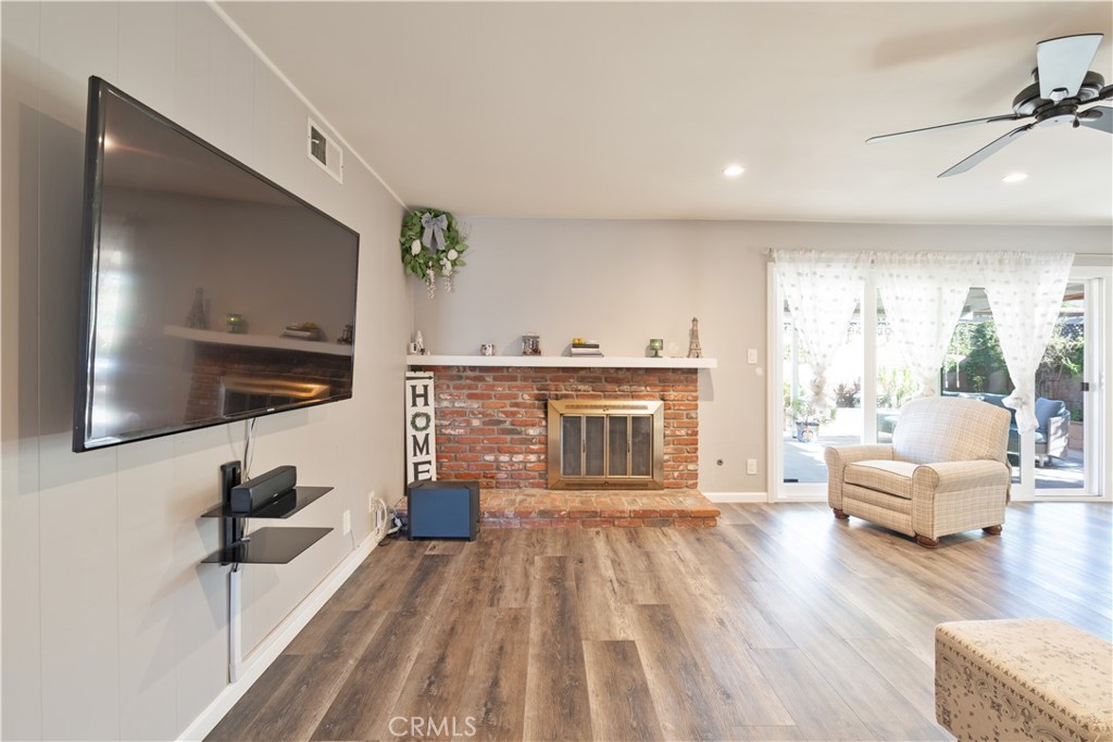 6155 Goshen Avenue Property Photo 7