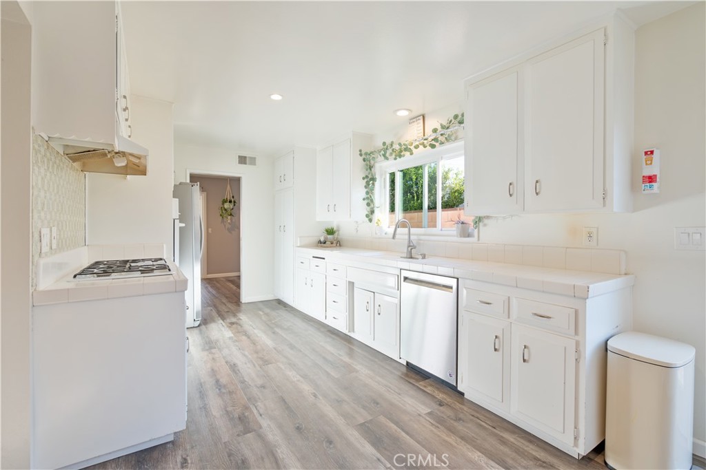6155 Goshen Avenue Property Photo 21