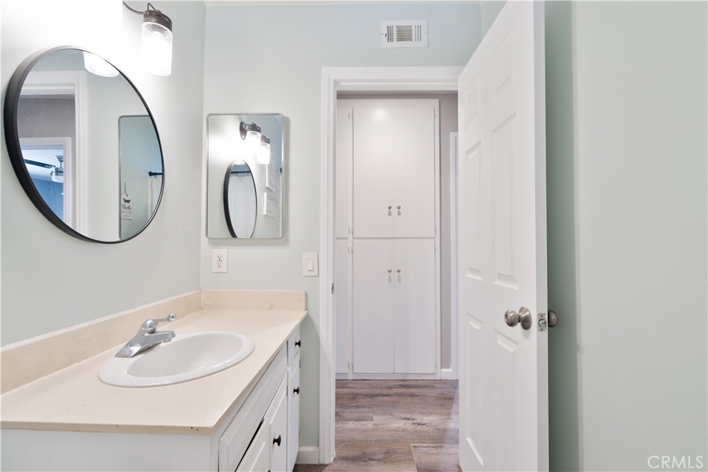 6155 Goshen Avenue Property Photo 27