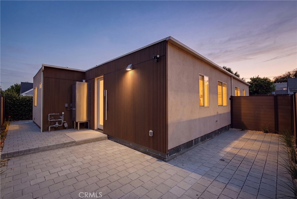 4851 Woodman Avenue Property Photo 1