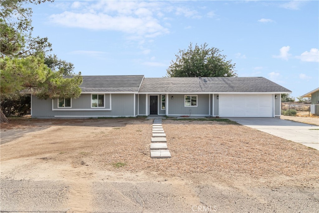 40245 176th E Property Photo 1