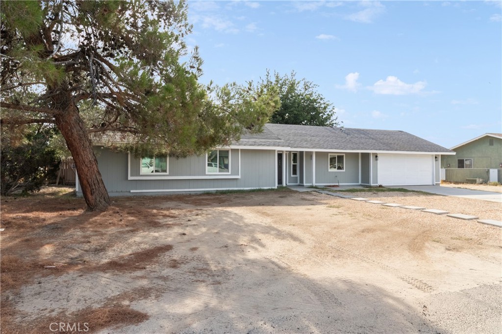 40245 176th E Property Photo 2