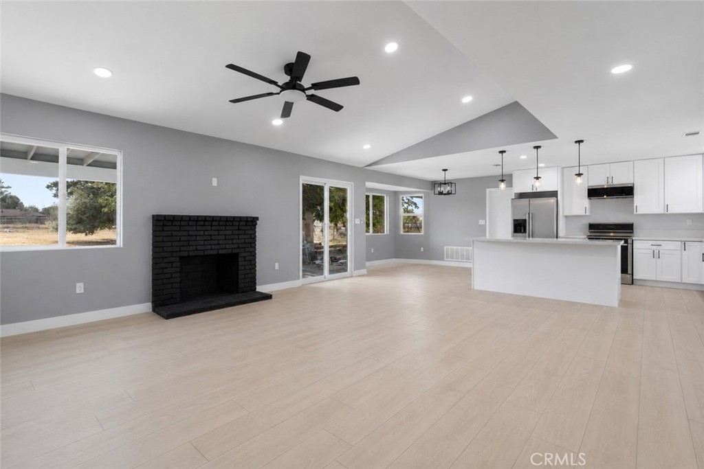 40245 176th E Property Photo 5