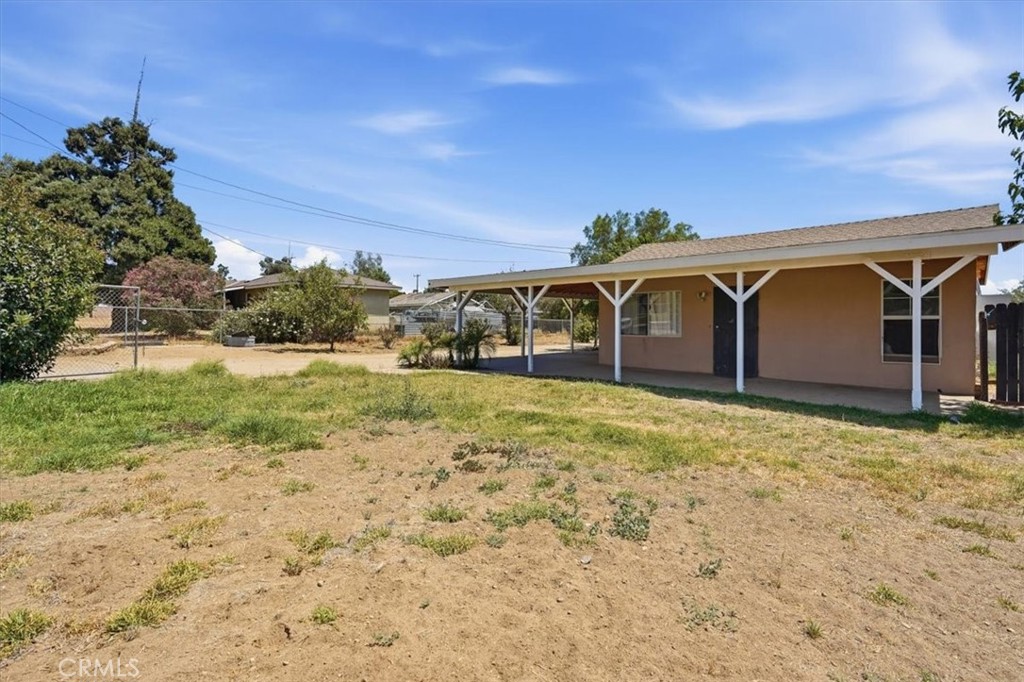 32857 Avenue E Property Photo 2